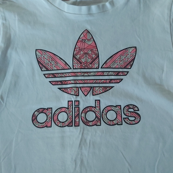 Cute girls adidas top - Picture 3 of 3